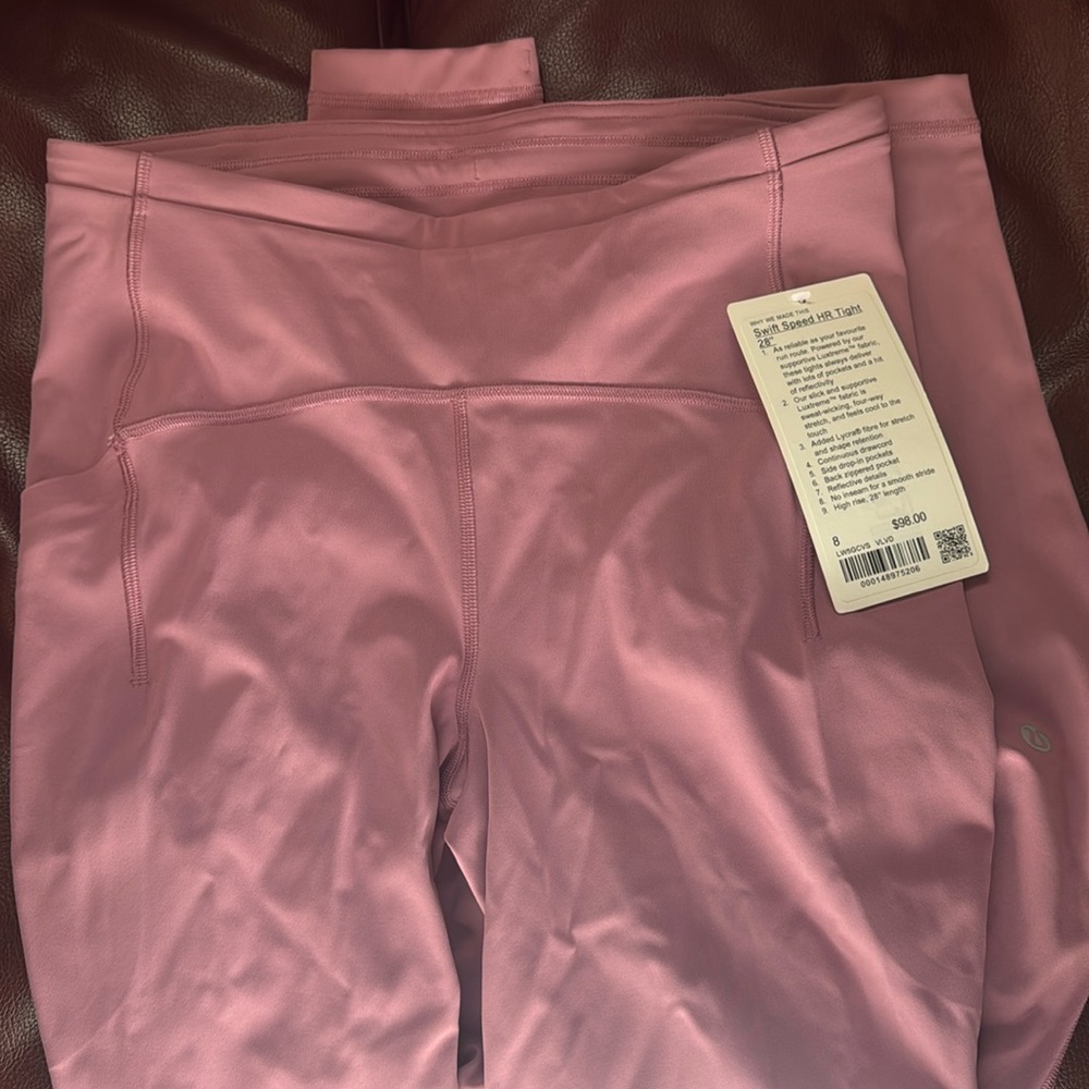 Lululemon Swift Speed HR Tight 28”. Size 8 New. Violet.